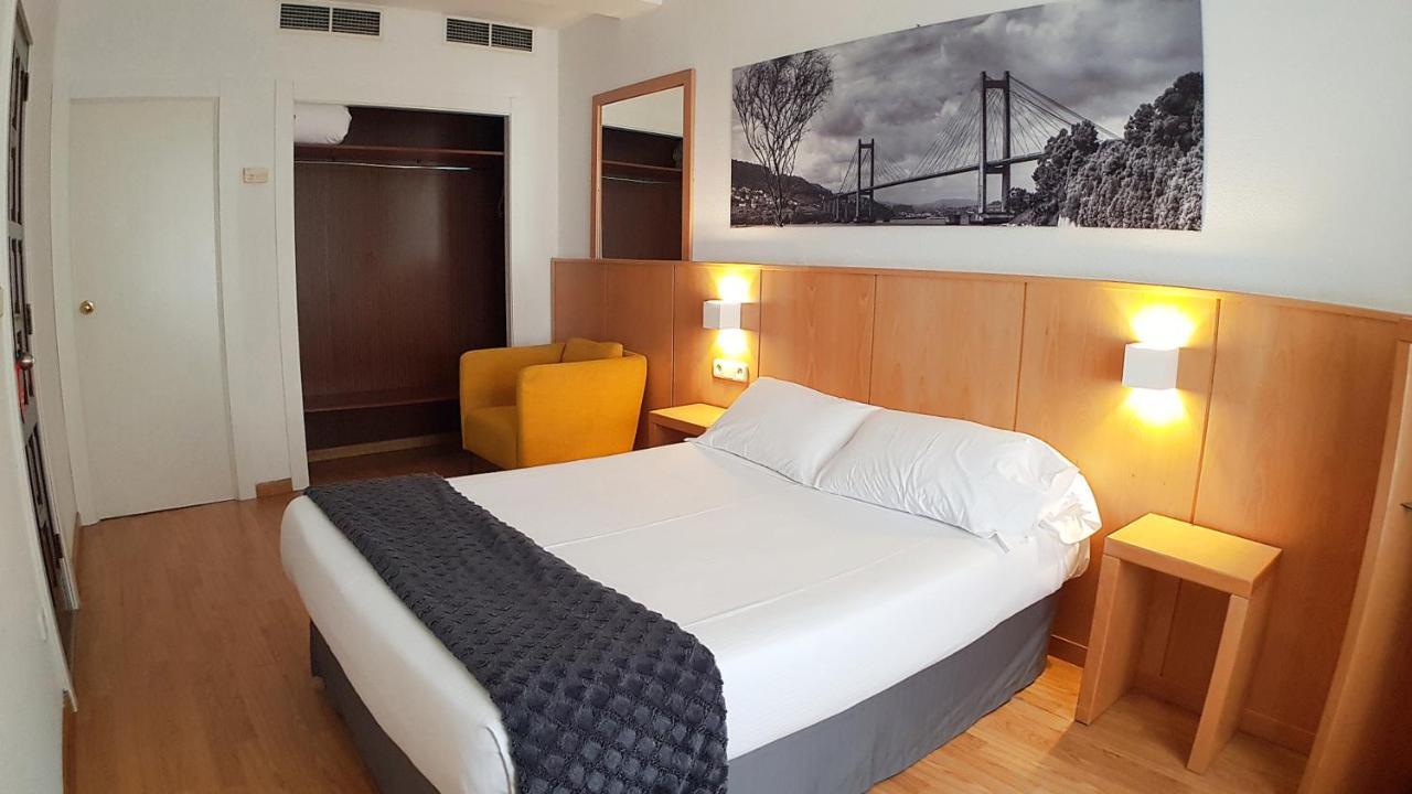 Hotel Del Mar Vigo Exterior photo