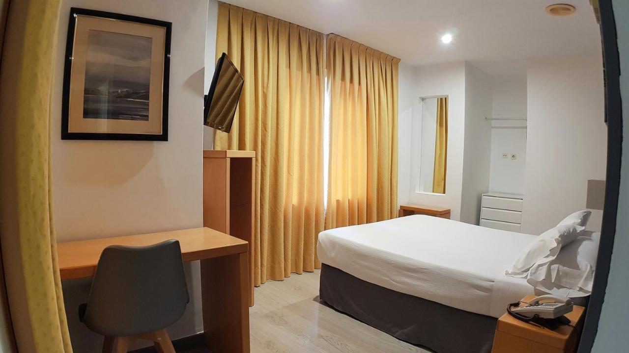Hotel Del Mar Vigo Exterior photo
